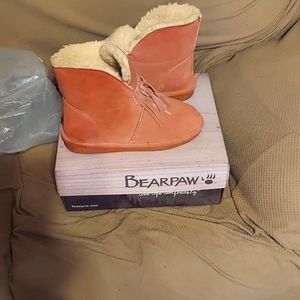 Bearpaw suede boots with neverwet size 9w